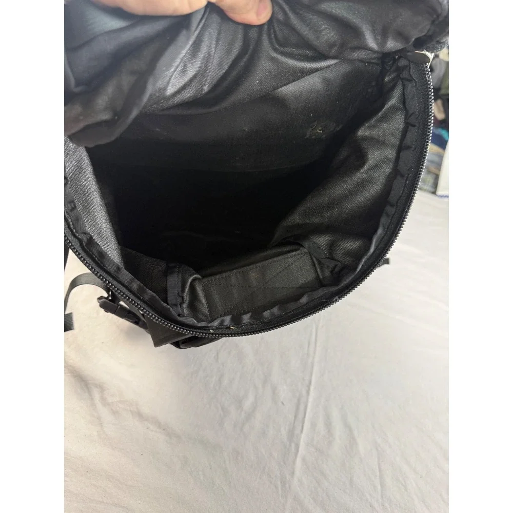 Cirqueworks‎ Technical Hiking/Climbing Backpack Black HD Multi Strap Outdoor Bag